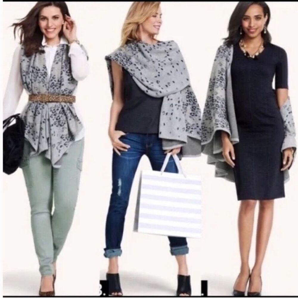 Cabi Gigi Cape Cardigan Sweater One Size Gray Animal Print Wrap Open Front
